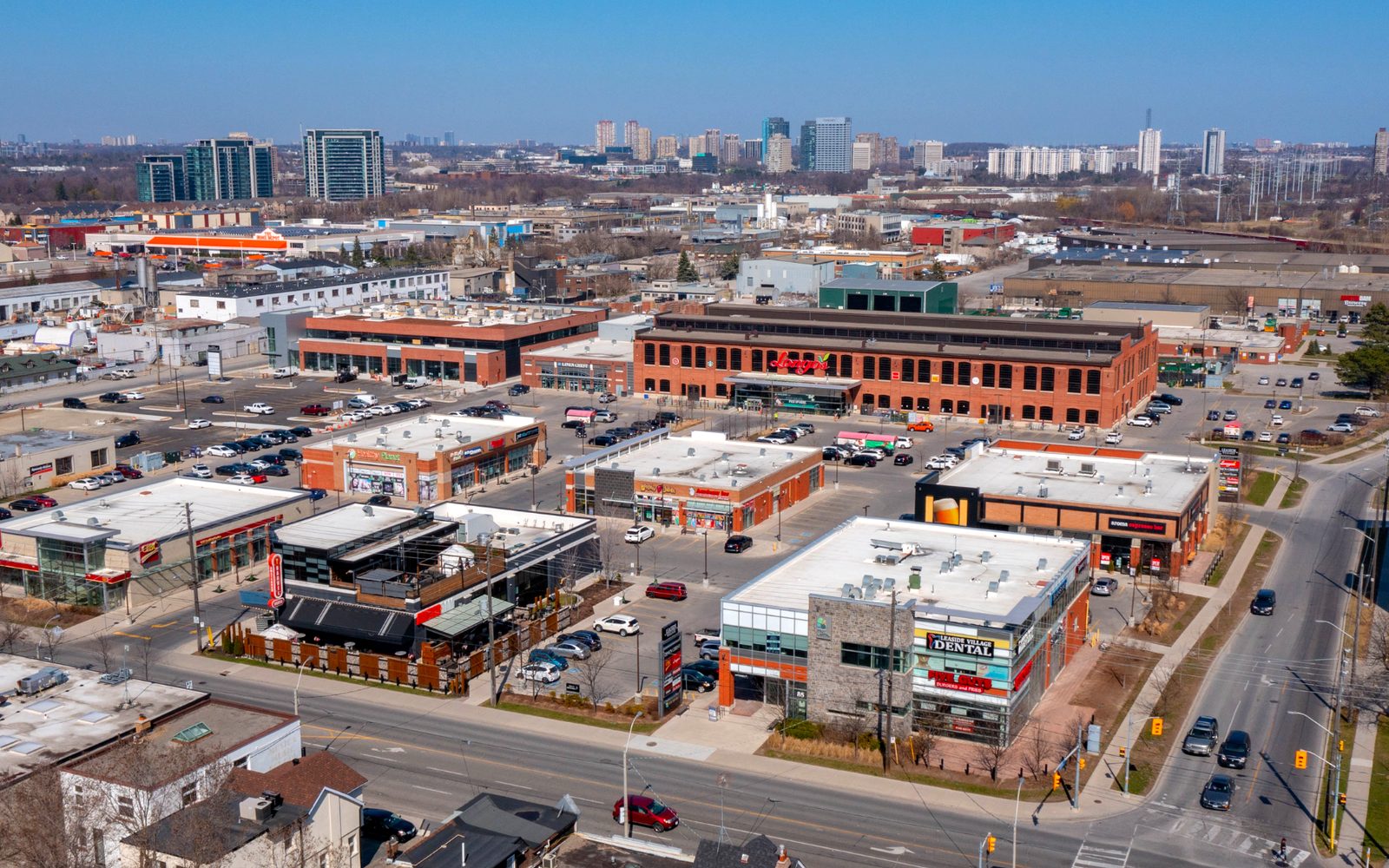 Leaside Village